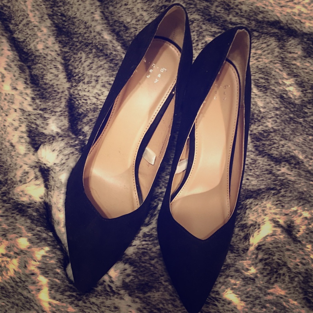 Simple Black heels